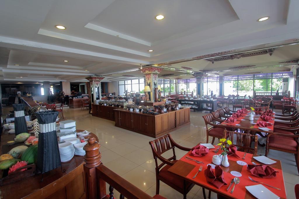 Patra Semarang Hotel & Convention Exterior photo